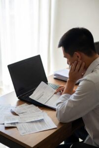 Saúde e Educação: O que você pode deduzir para aumentar sua restituição no IR